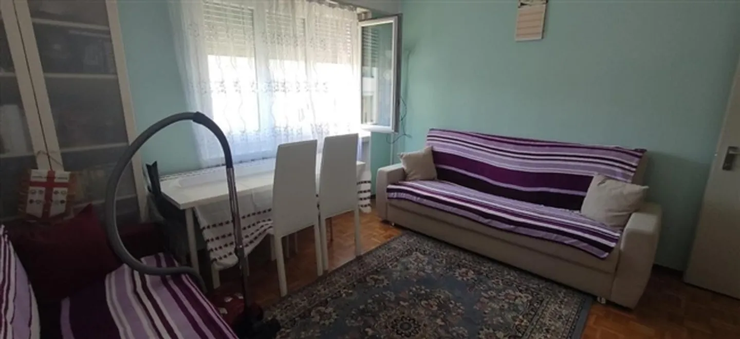 «Ampio appartamento in zona residenziale» - Foto 4 di 17