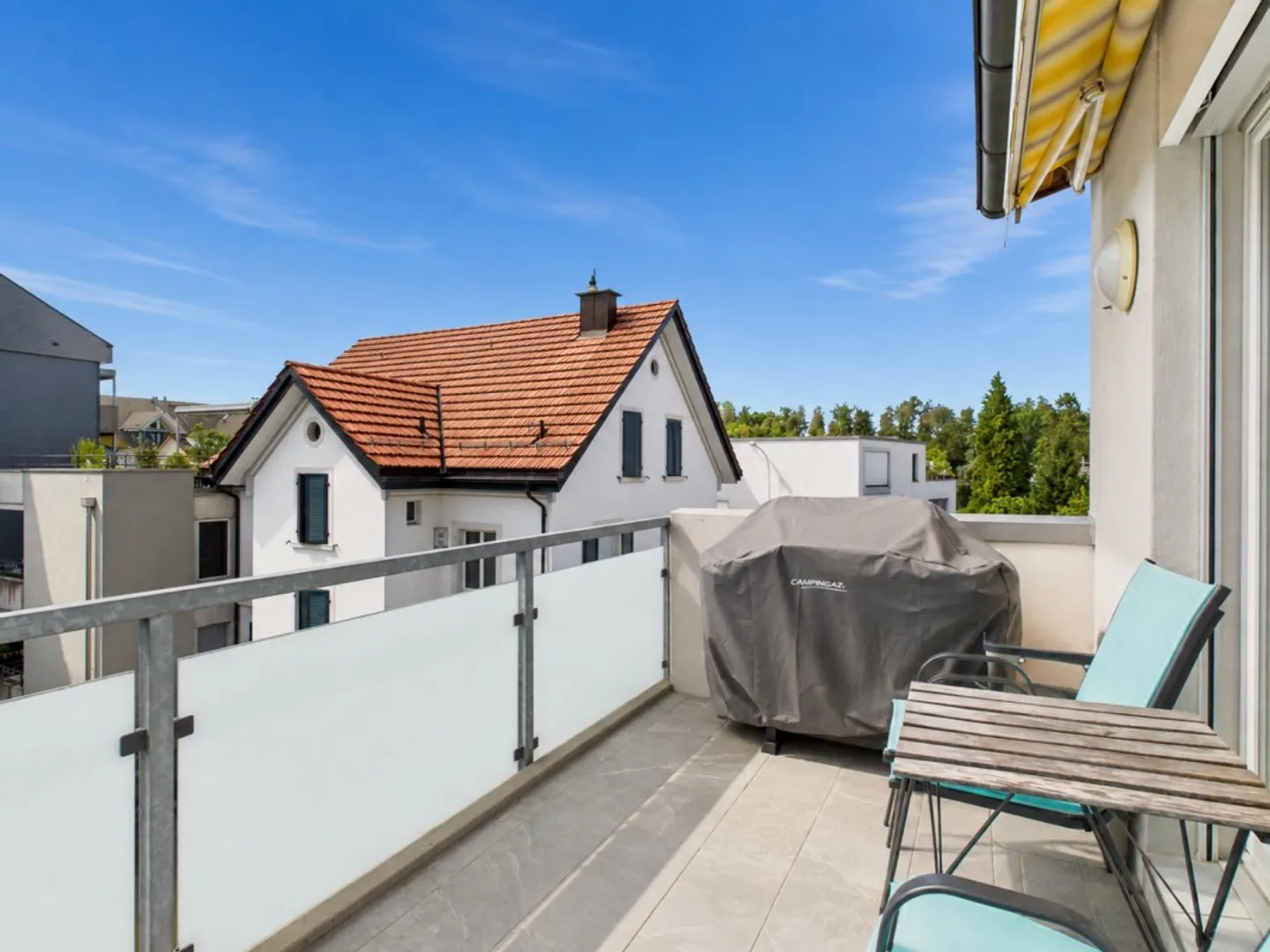 Spacious Apartment in Uster - Photo 1 of 8