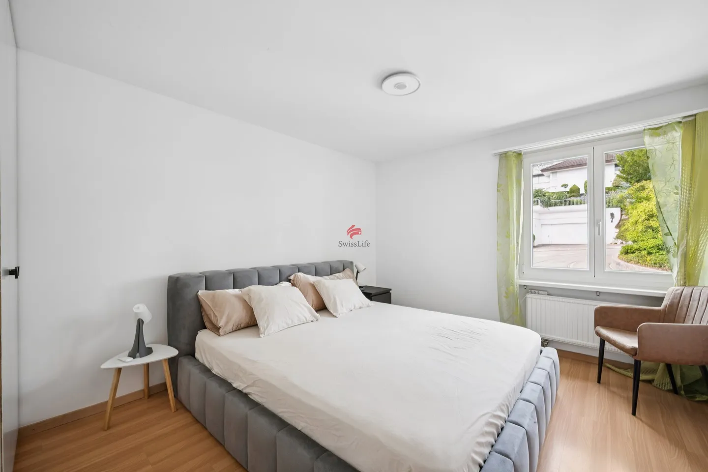 Maison attrayante avec balcon et options de stationnement - Photo 6 sur 10