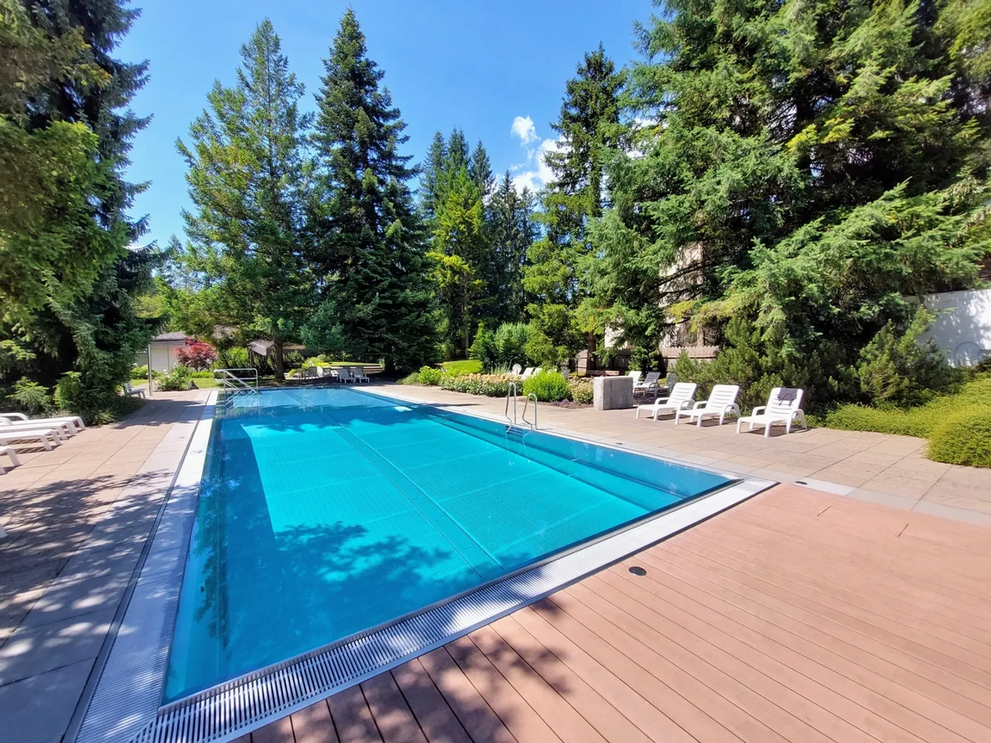 Sonnige Terrasse und exklusiver Zugang zu Pool- und Sportanlagen - Photo 1 sur 11