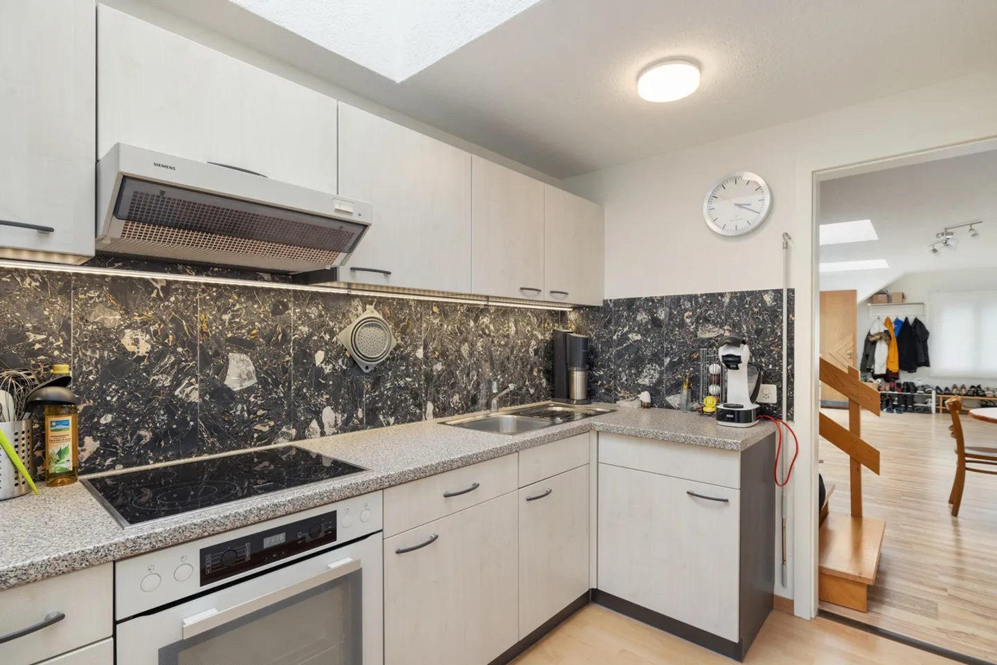 Mehrfamilienhaus - Foto 7 von 13