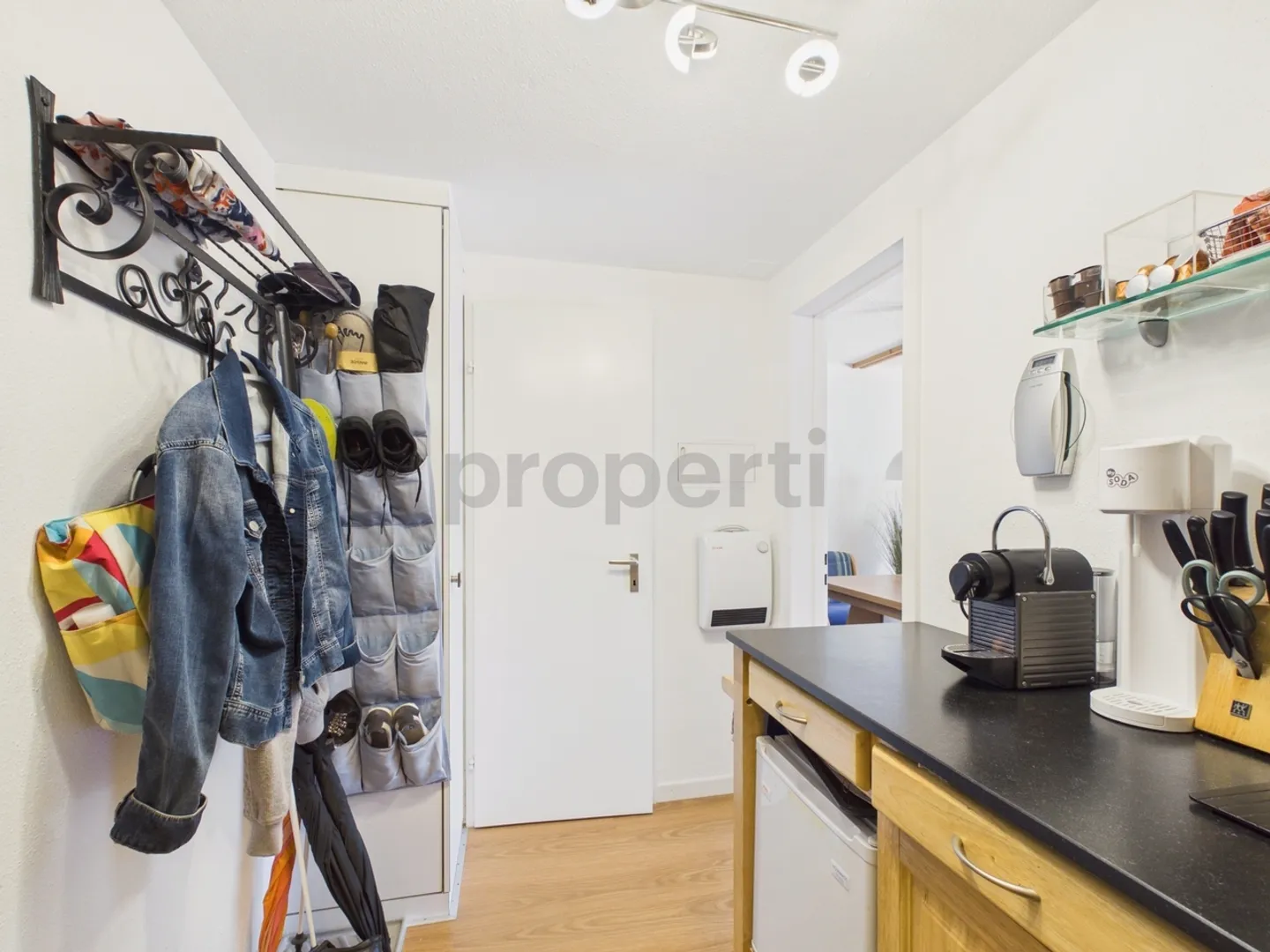 Sonnige Terrasse und exklusiver Zugang zu Pool- und Sportanlagen - Photo 7 sur 11