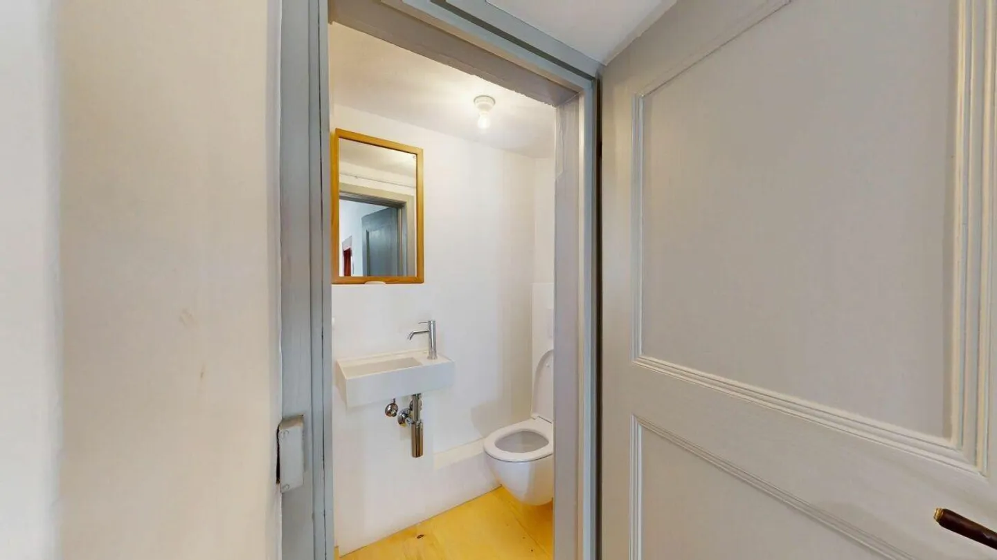 Fascino moderno di un vecchio edificio nel cuore di Sursee - Foto 8 di 11