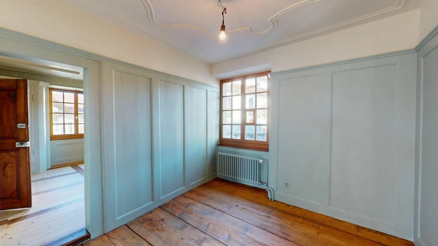 Fascino moderno di un vecchio edificio nel cuore di Sursee - Foto 10 di 11