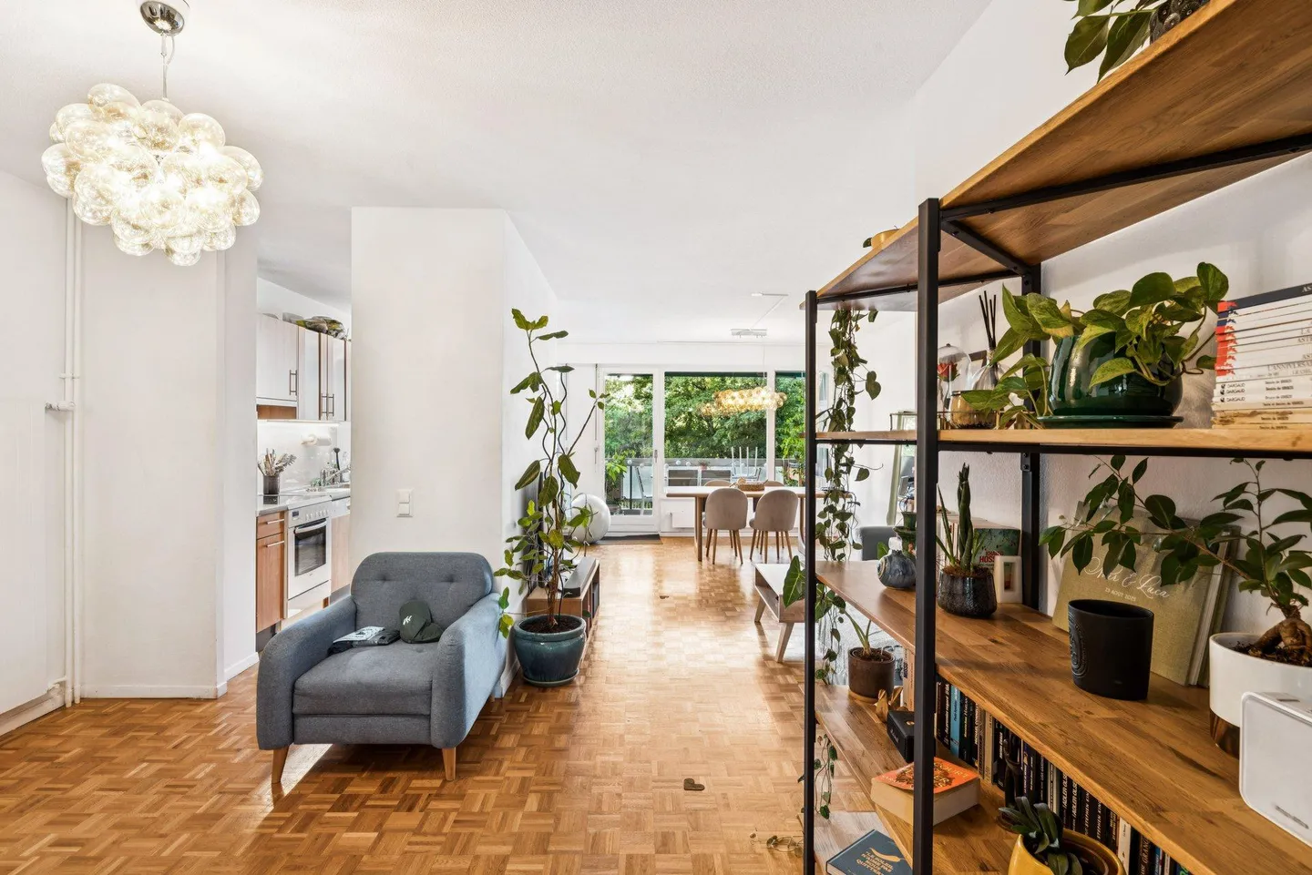 Exclusivité : Champel - appartement traversant, calme et recherché - Photo 3 sur 12