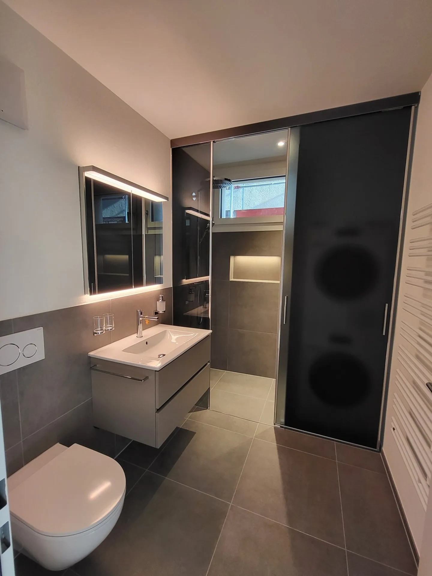 EXCLUSIVE LIVING WITH LAKE VIEW - Photo 5 of 16