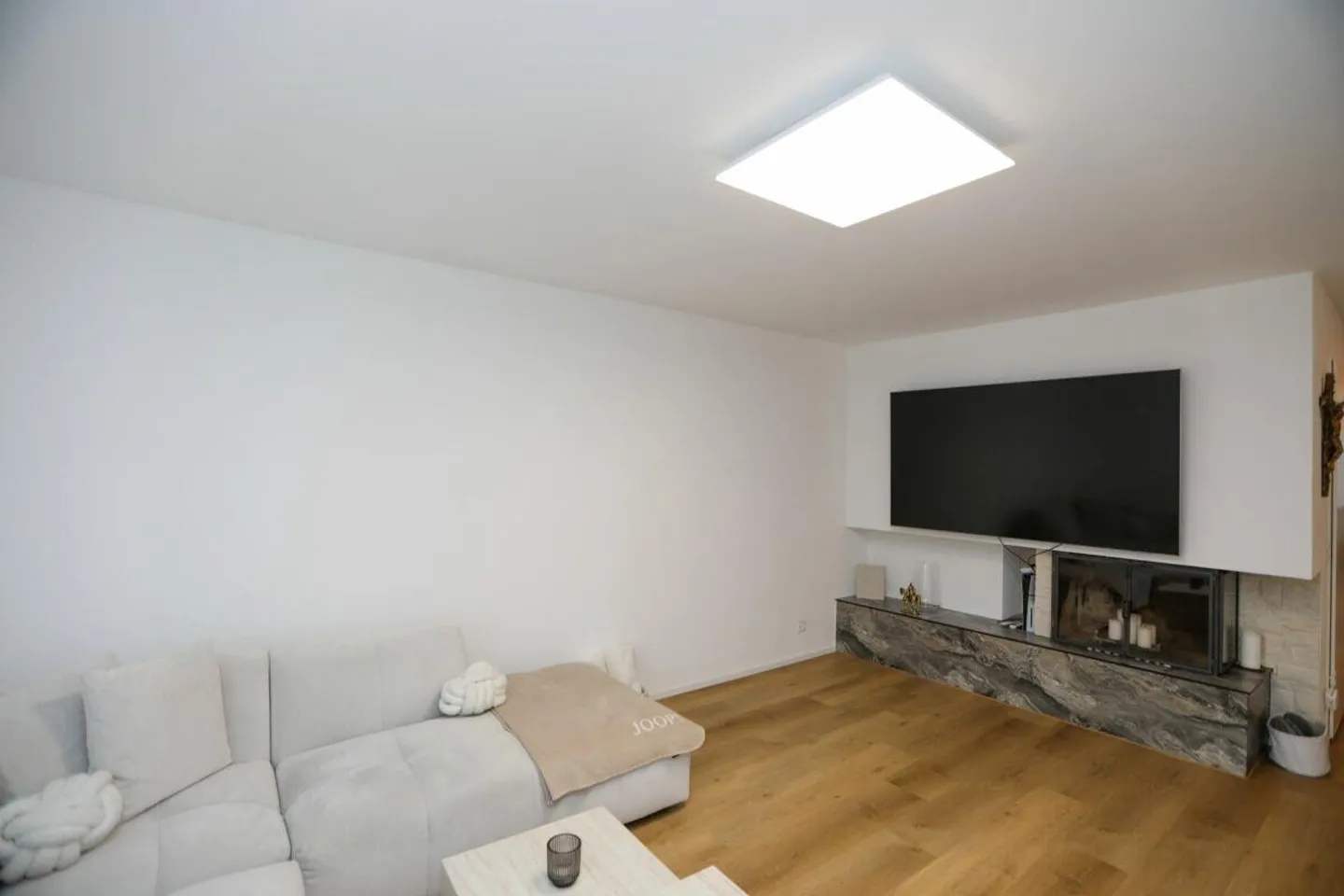 Vivre à Frauenfeld - Appartement sous les toits neuf - Photo 3 sur 11