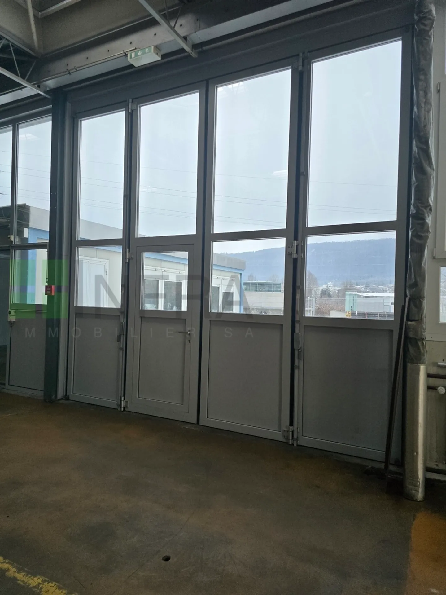 Lagerfläche von 126 m2 in der Industriezone von Delémont - Foto 6 von 9