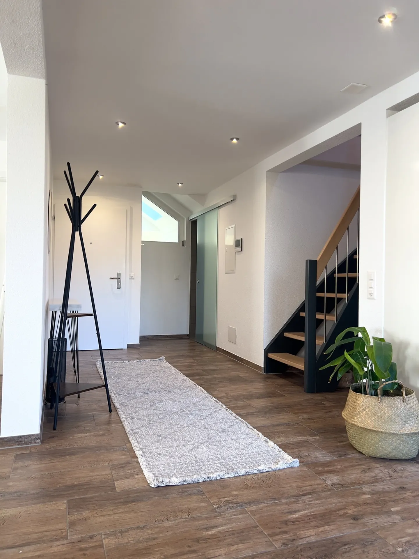 APPARTEMENT 2½ PIÈCES À BERNE - WEISSENBÜHL, MEUBLÉ, TEMPORAIRE - Photo 6 sur 10