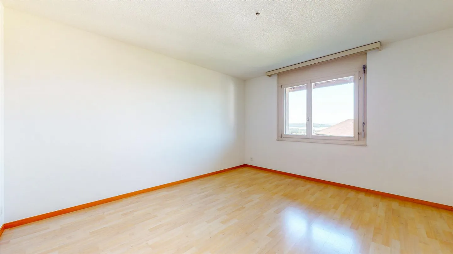 Geräumige helle Wohnung in Düdingen - Foto 5 von 6