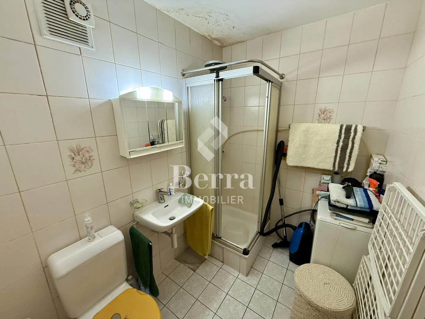 Studio in gutem Zustand, ideal für Investoren - Foto 3 von 7