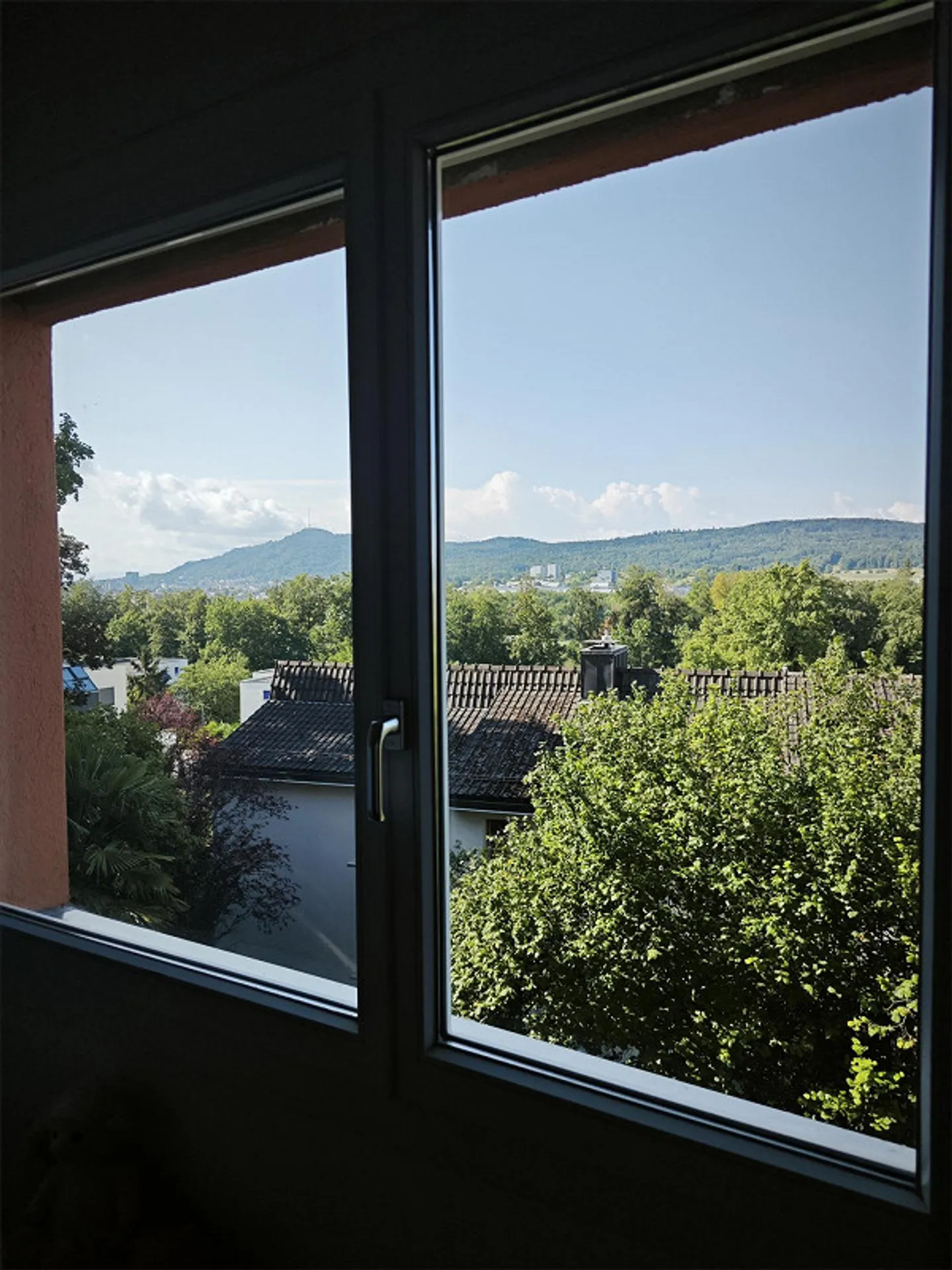 Spacious 4-room apartment with balcony in Engstringen - Photo 10 of 10