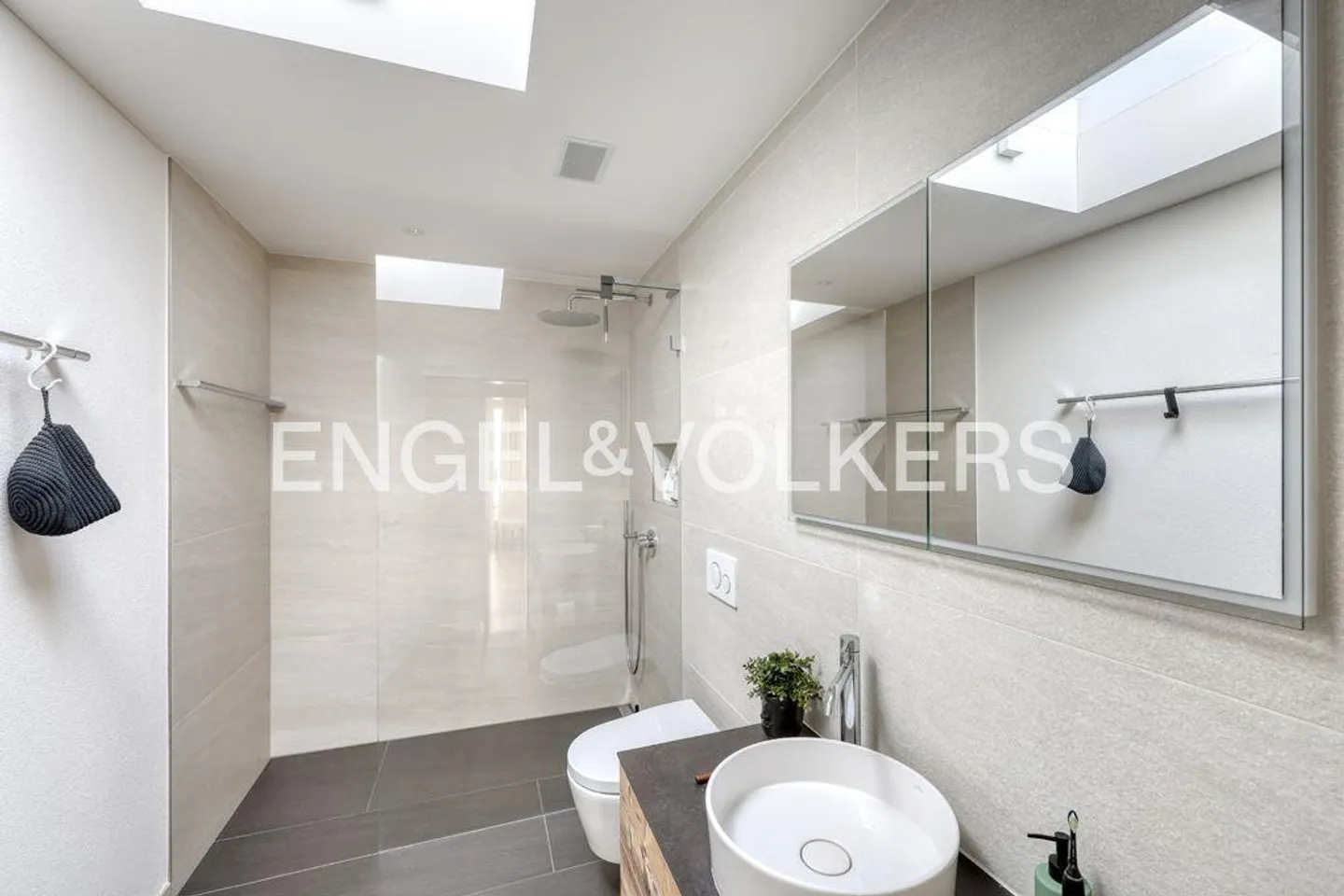 Location, Location, Location! Modern Living on the Sunny Slope - Photo 5 of 8