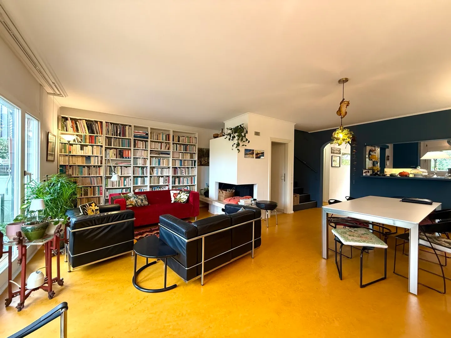Beautiful Row House Villa with View - Photo 3 of 14