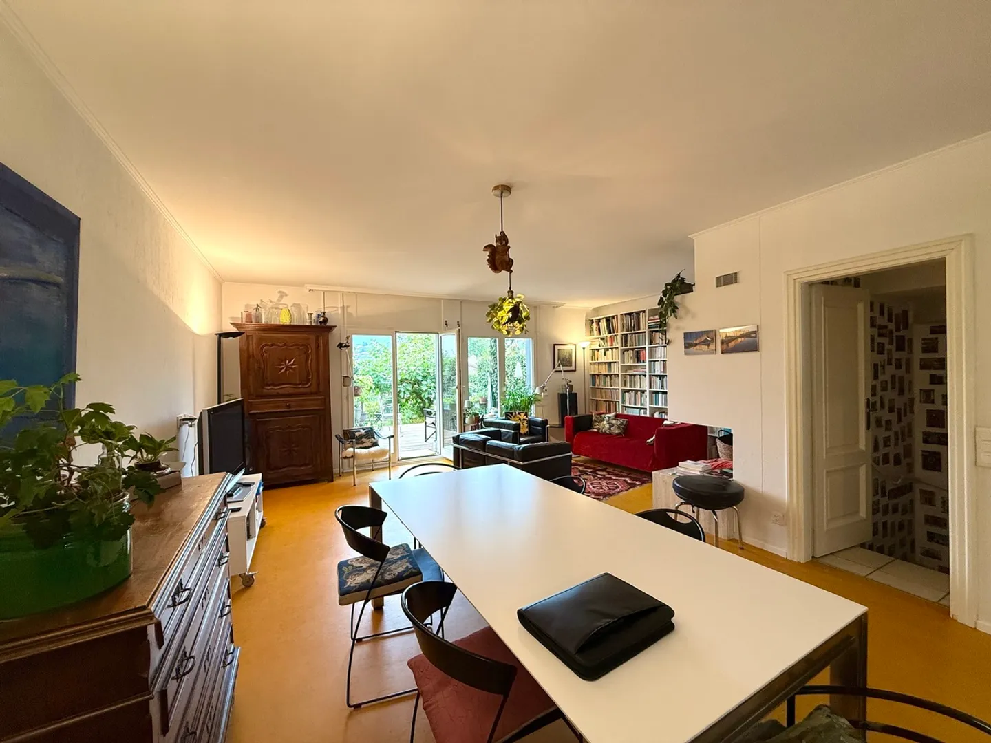 Beautiful Row House Villa with View - Photo 4 of 14