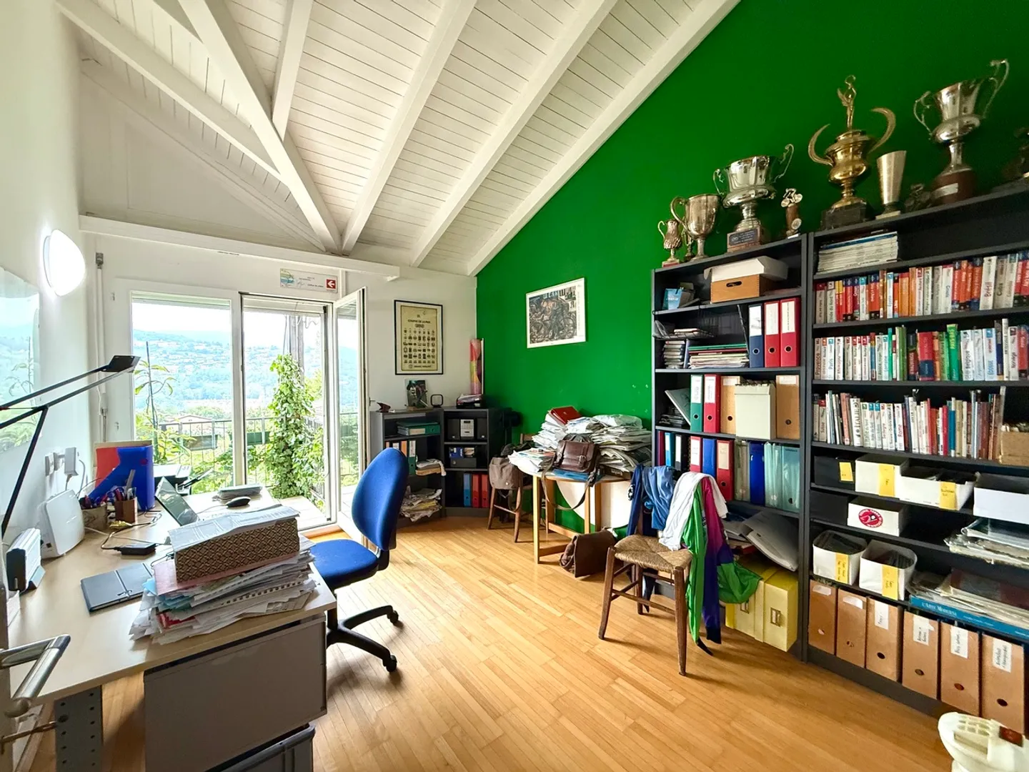 Beautiful Row House Villa with View - Photo 10 of 14