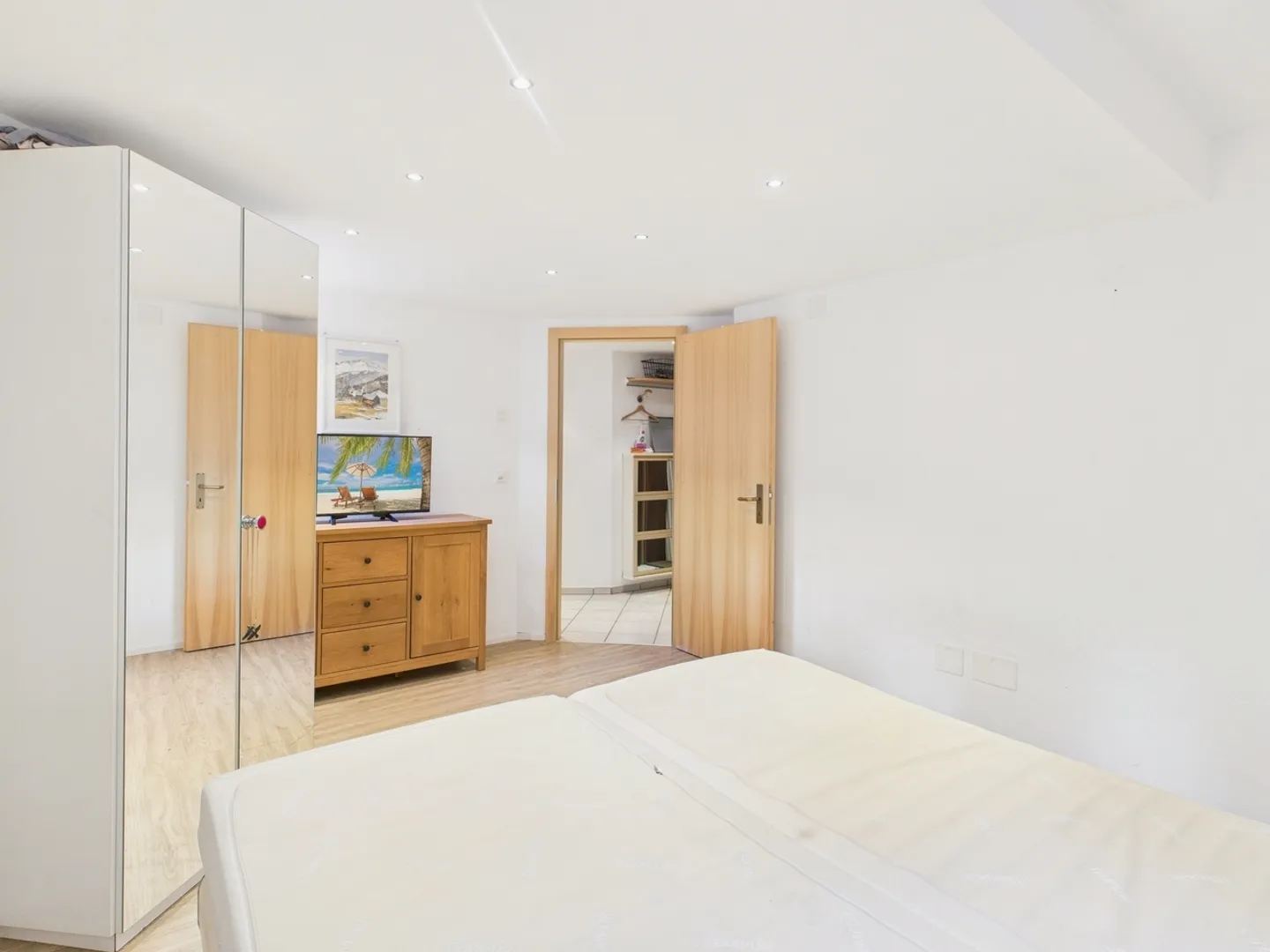 Vivere con vista – Incantevole appartamento di 2,5 stanze con grande terrazza giardino e vista sulle montagne a Laax-Dorf - Foto 6 di 13