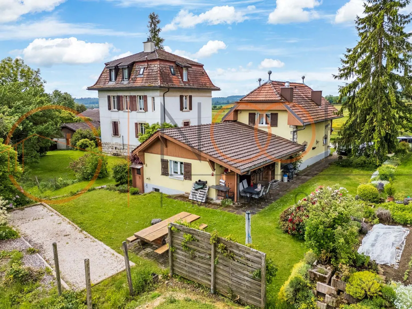 Maison Familiale Charmante - Photo 3 sur 12