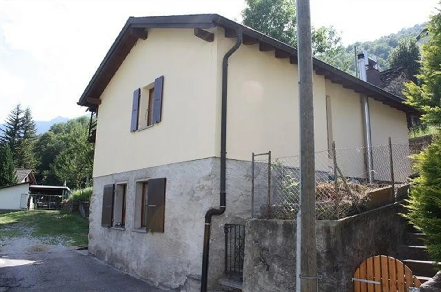 Casa unifamiliare di 4 ½ locali - Foto 2 di 16