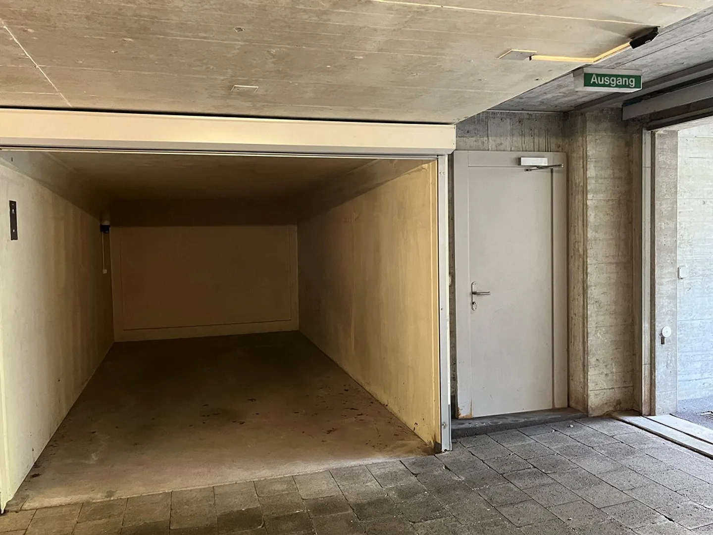 Box garage in affitto vicino alla stazione ferroviaria - Foto 1 di 1