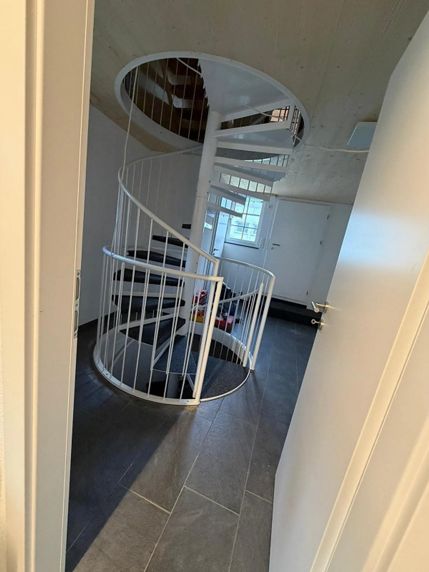 Completely renovated 230-year-old house with large garden - Photo 10 of 28