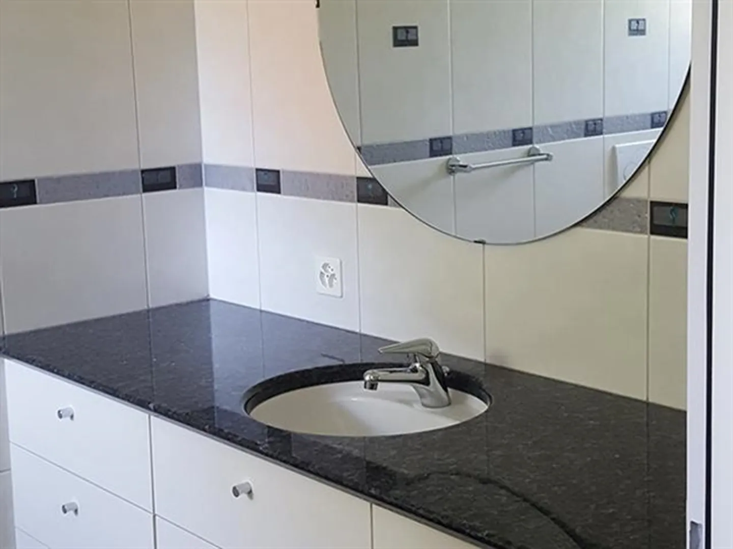 ARBEDO - BEAUTIFUL APARTMENT - 4.5 ROOMS - Photo 5 of 6