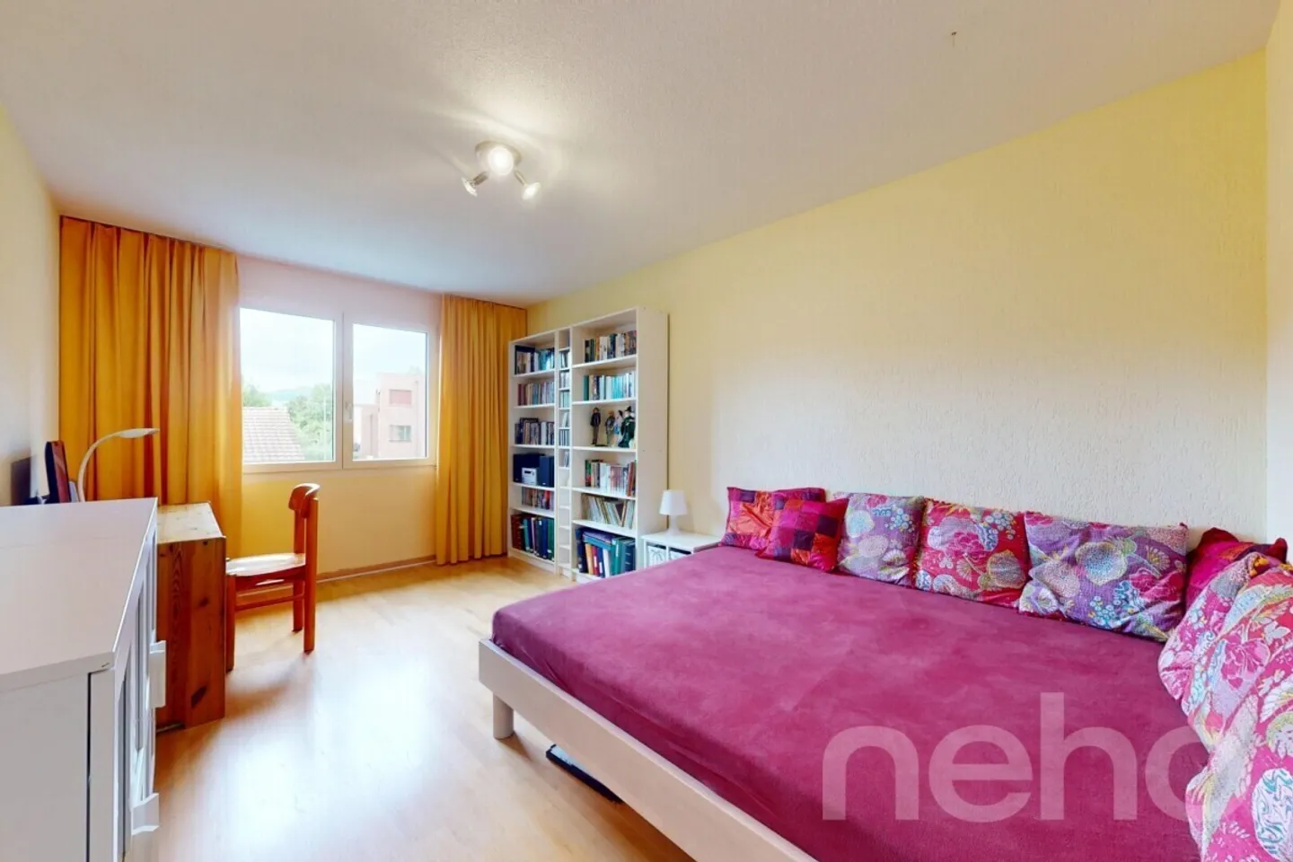 Stilvolle Maisonettewohnung mit Panoramablick und Sonnenterrasse - Foto 2 von 11