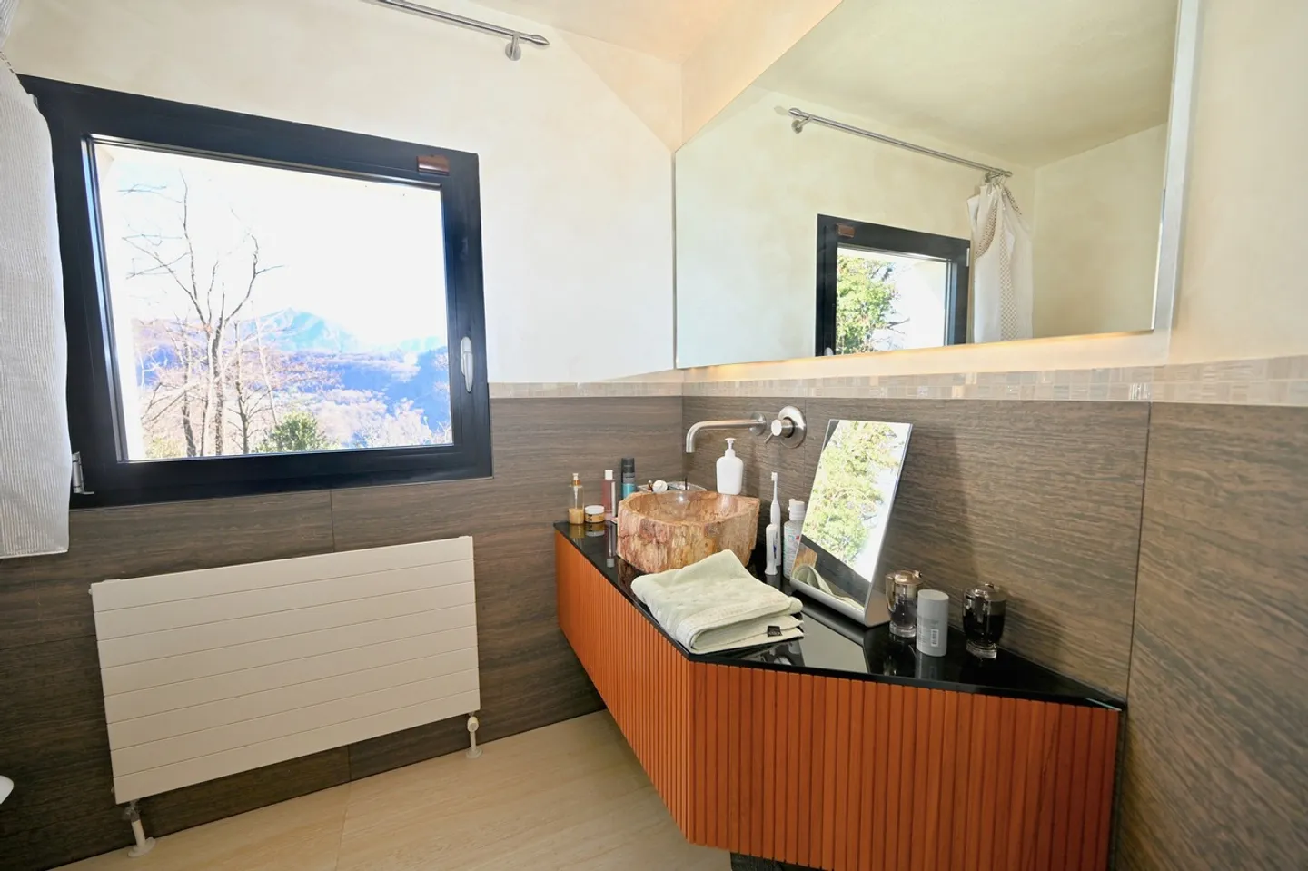 Modern Villa with Heated Pool in Agra - Collina d'Oro - Photo 14 of 20