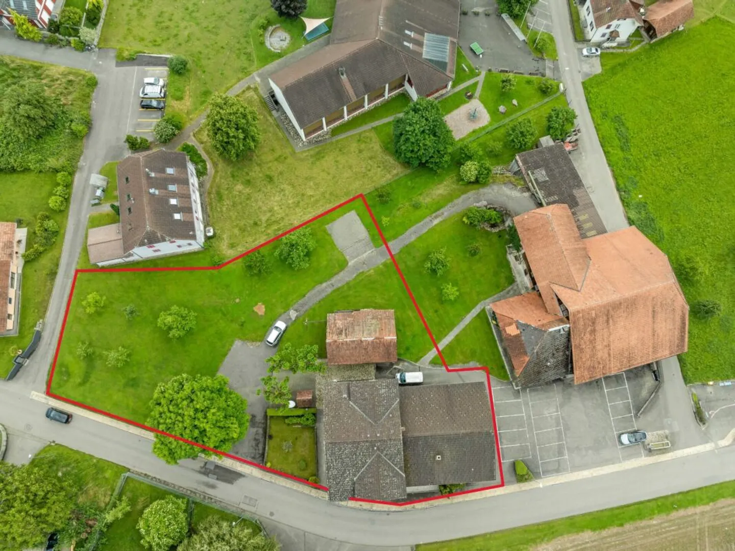 Building land with additional dream property - Photo 3 of 26