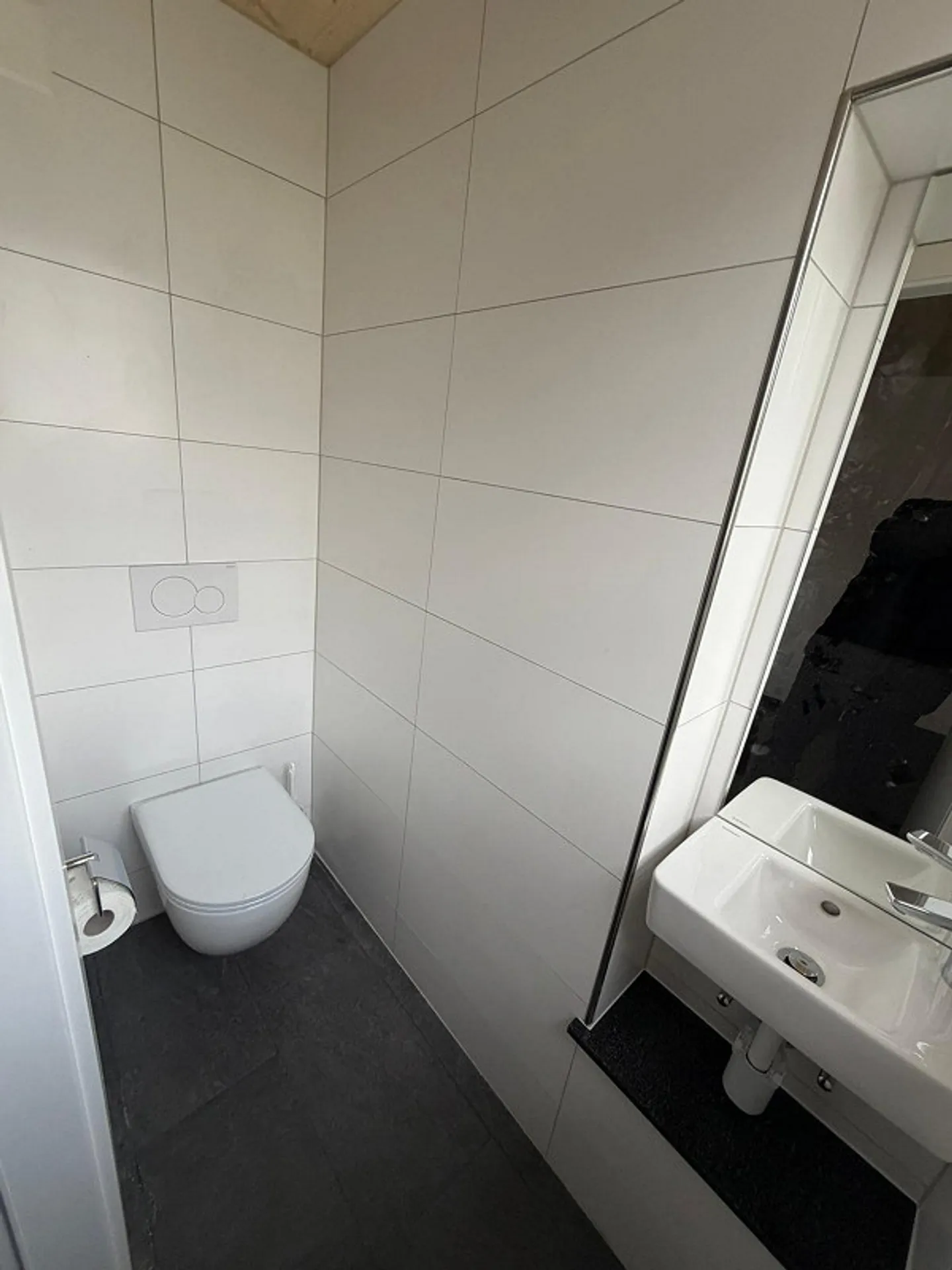 Completely renovated 230-year-old house with large garden - Photo 11 of 28