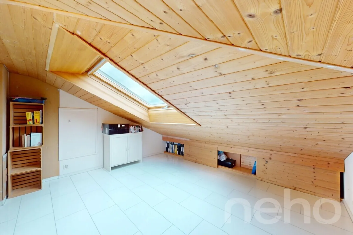 Stilvolle Maisonettewohnung mit Panoramablick und Sonnenterrasse - Foto 8 von 11
