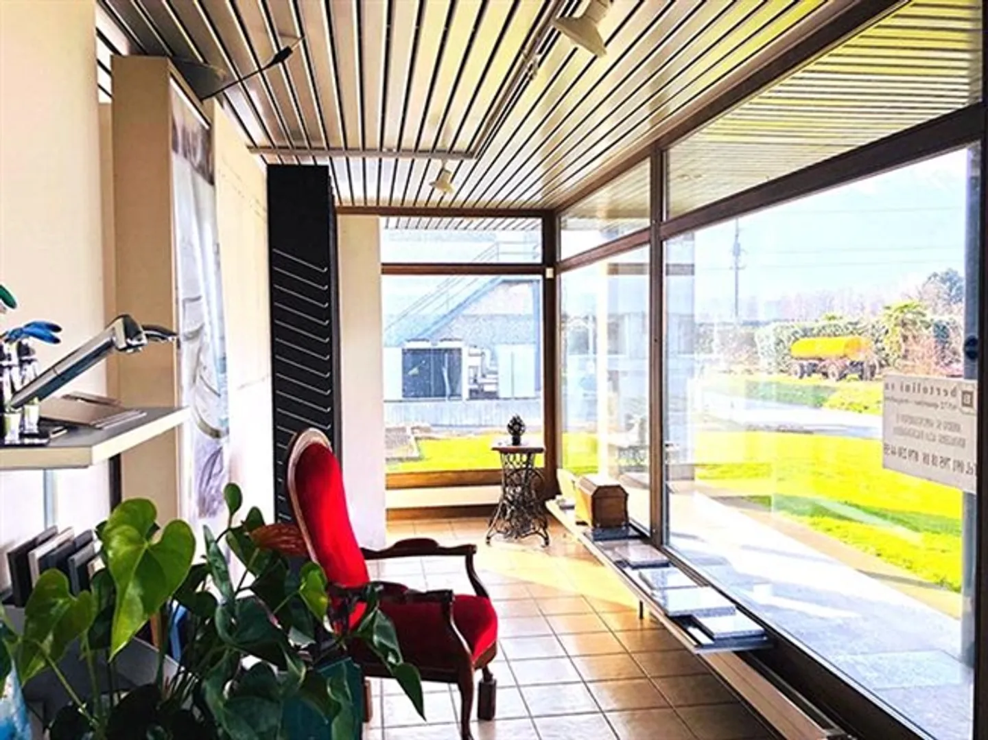 «QUARTINO - GEWERBE- UND WOHNIMMOBILIEN» - Foto 1 von 6