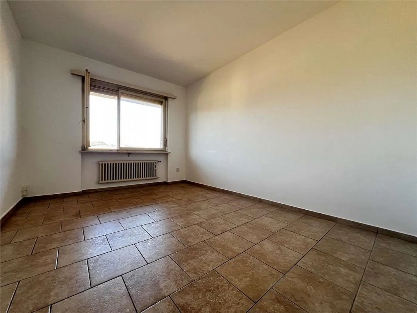 Paradis - Appartement 3.5 pièces avec terrasse et vue sur le lac - Photo 6 sur 11