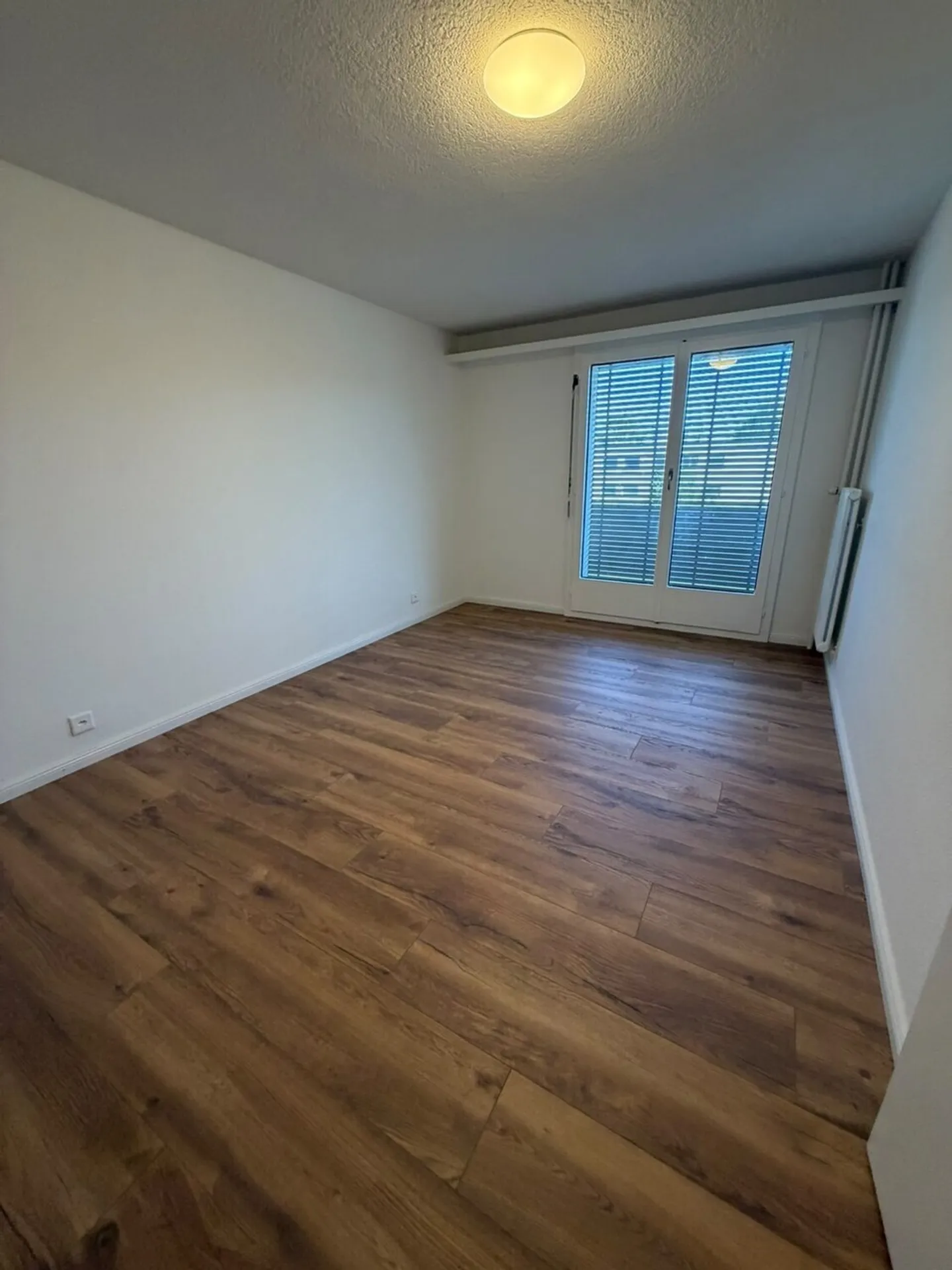 Appartement Ensoleillé Près des Transports - Photo 8 sur 12