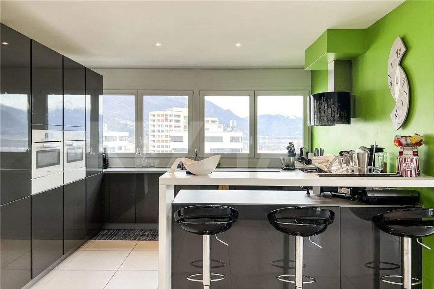 Appartamento con vista lago - Foto 1 di 13