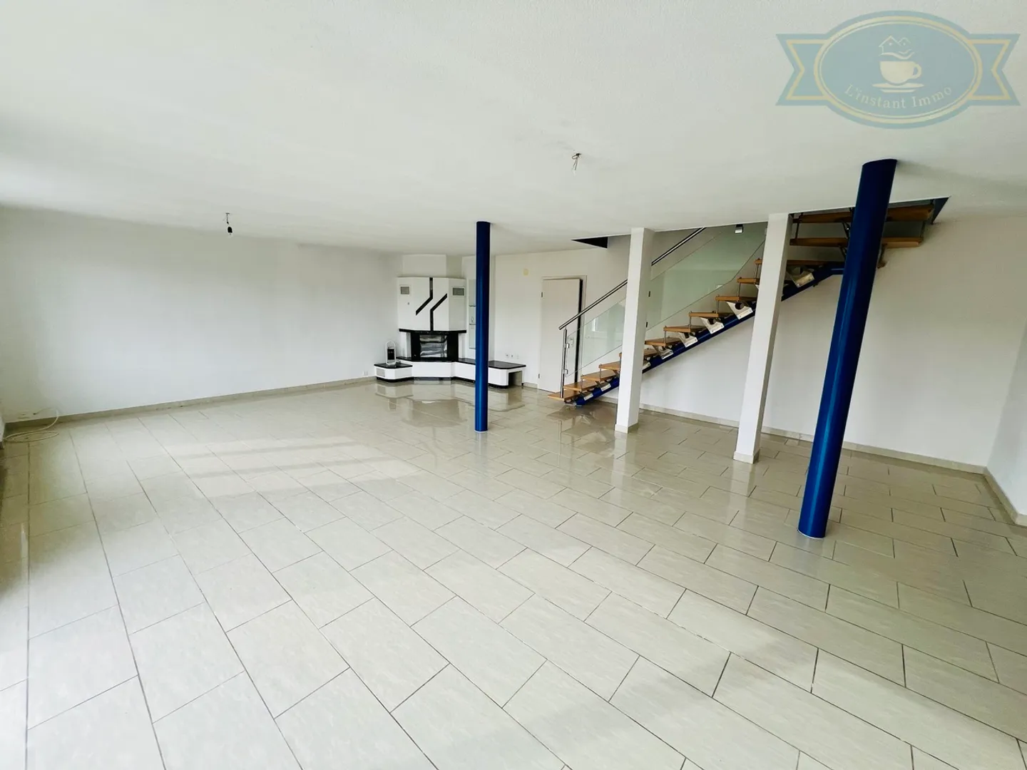 Edificio con due appartamenti affittati a Delémont - Foto 5 di 18