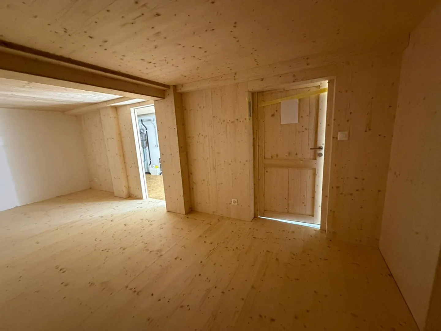 Completely renovated 230-year-old house with large garden - Photo 27 of 28