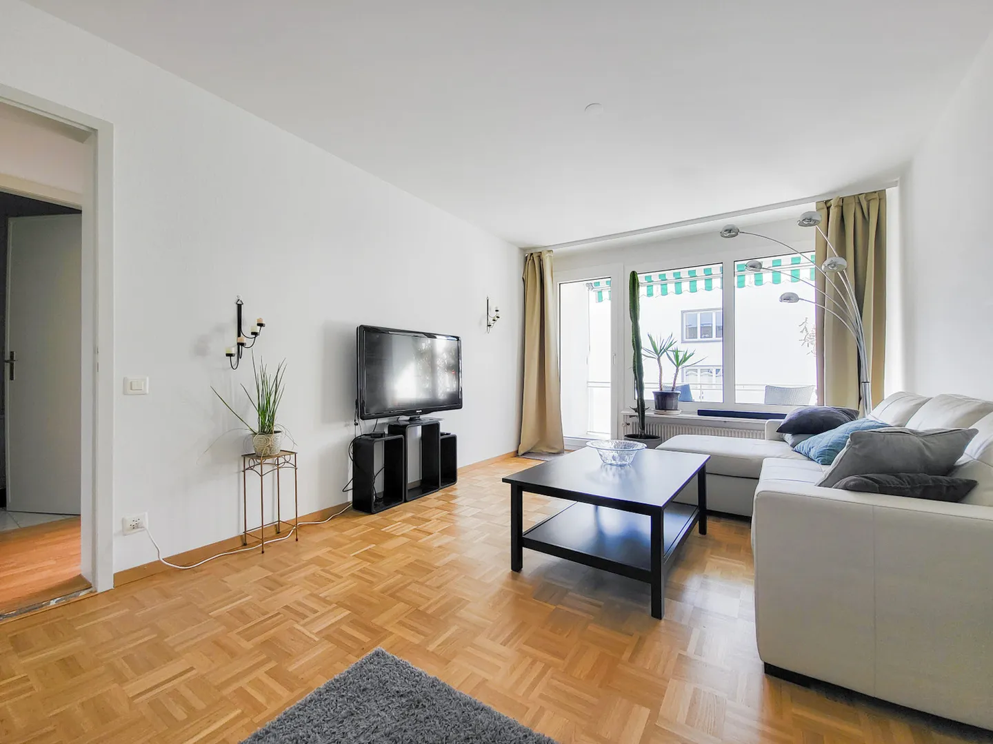 Appartamento Incantevole con Vista Giardino - Foto 4 di 7