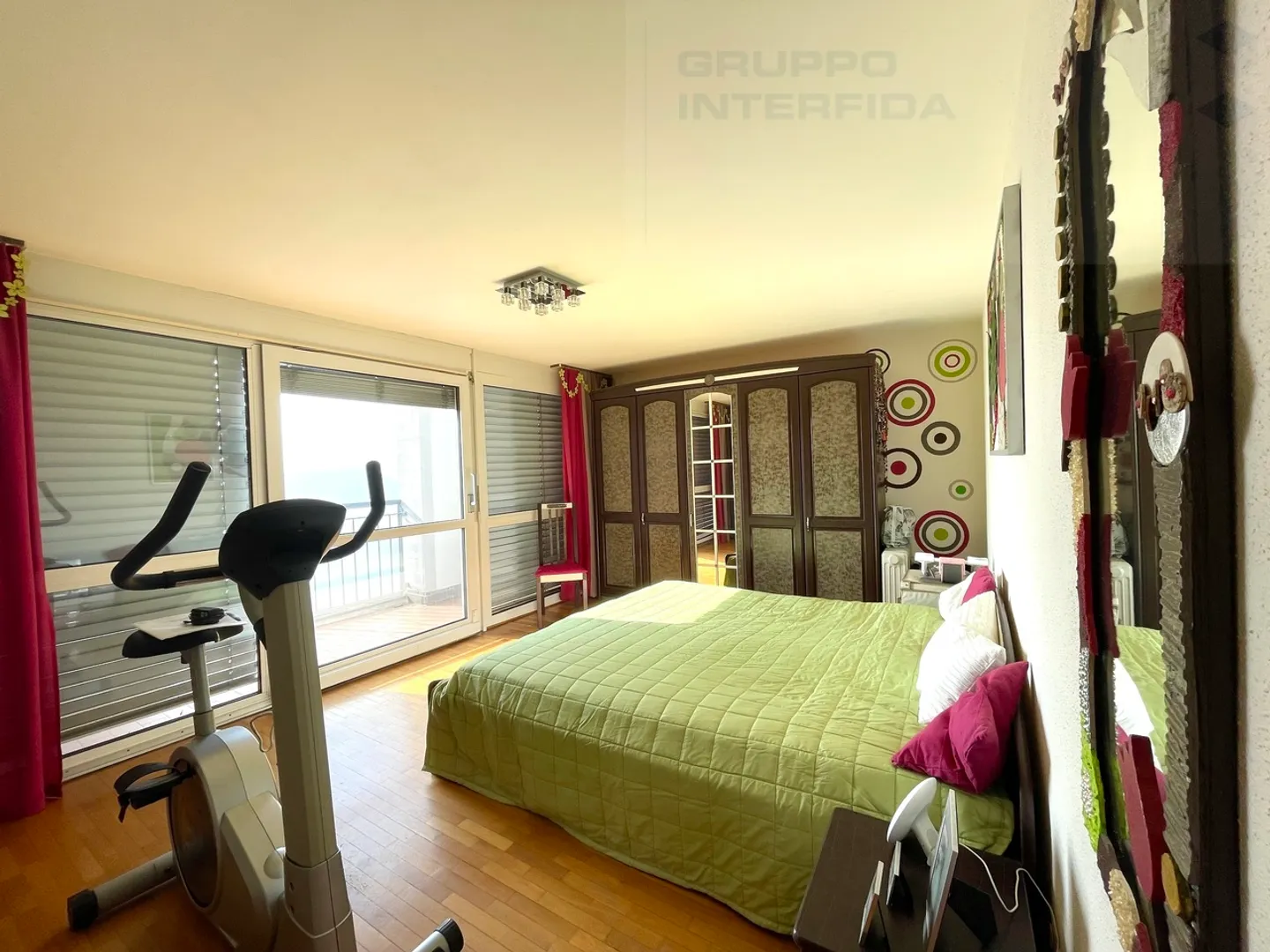 SCHÖNES GERÄUMIGES HAUS MIT AUSSICHT - Foto 7 von 9