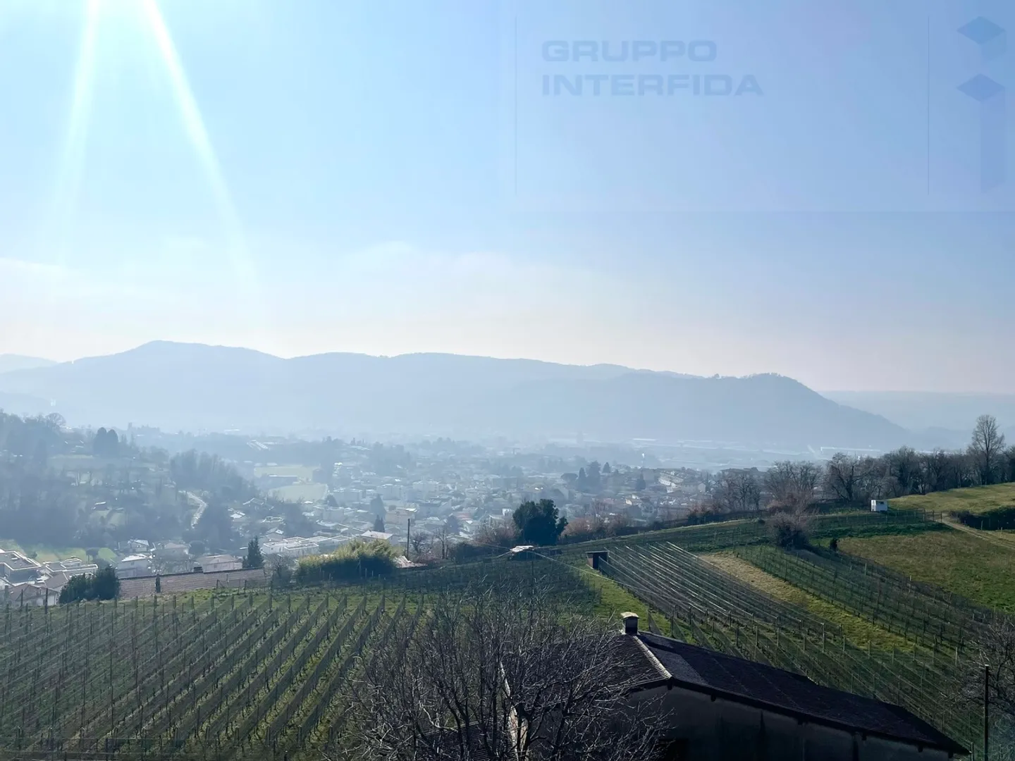 SCHÖNES GERÄUMIGES HAUS MIT AUSSICHT - Foto 9 von 9