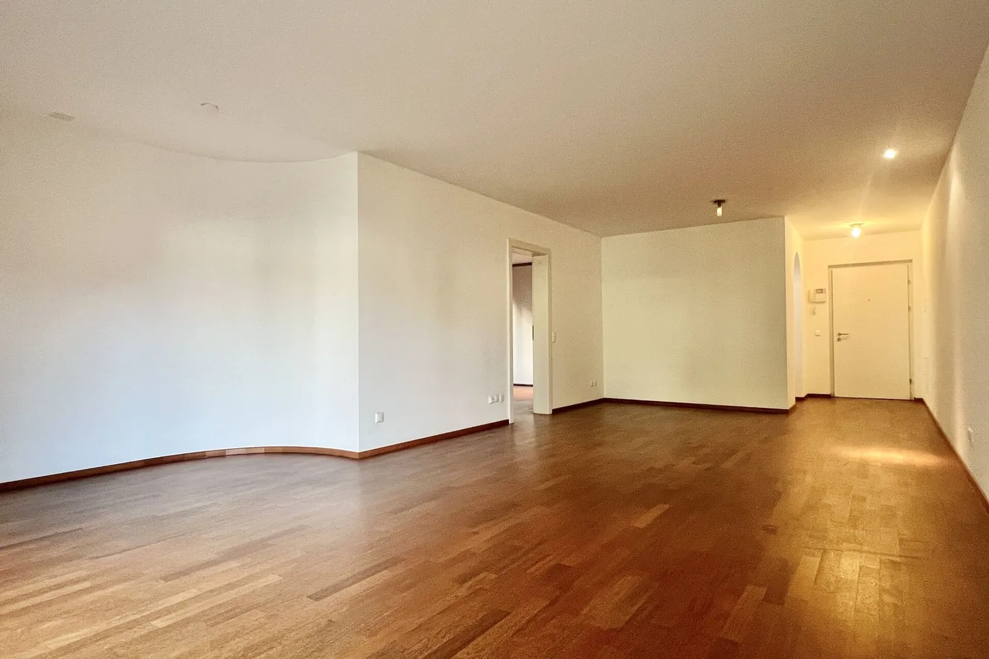 Elegantes 2.5 Appartment im Parco Gabriel - Foto 3 von 23