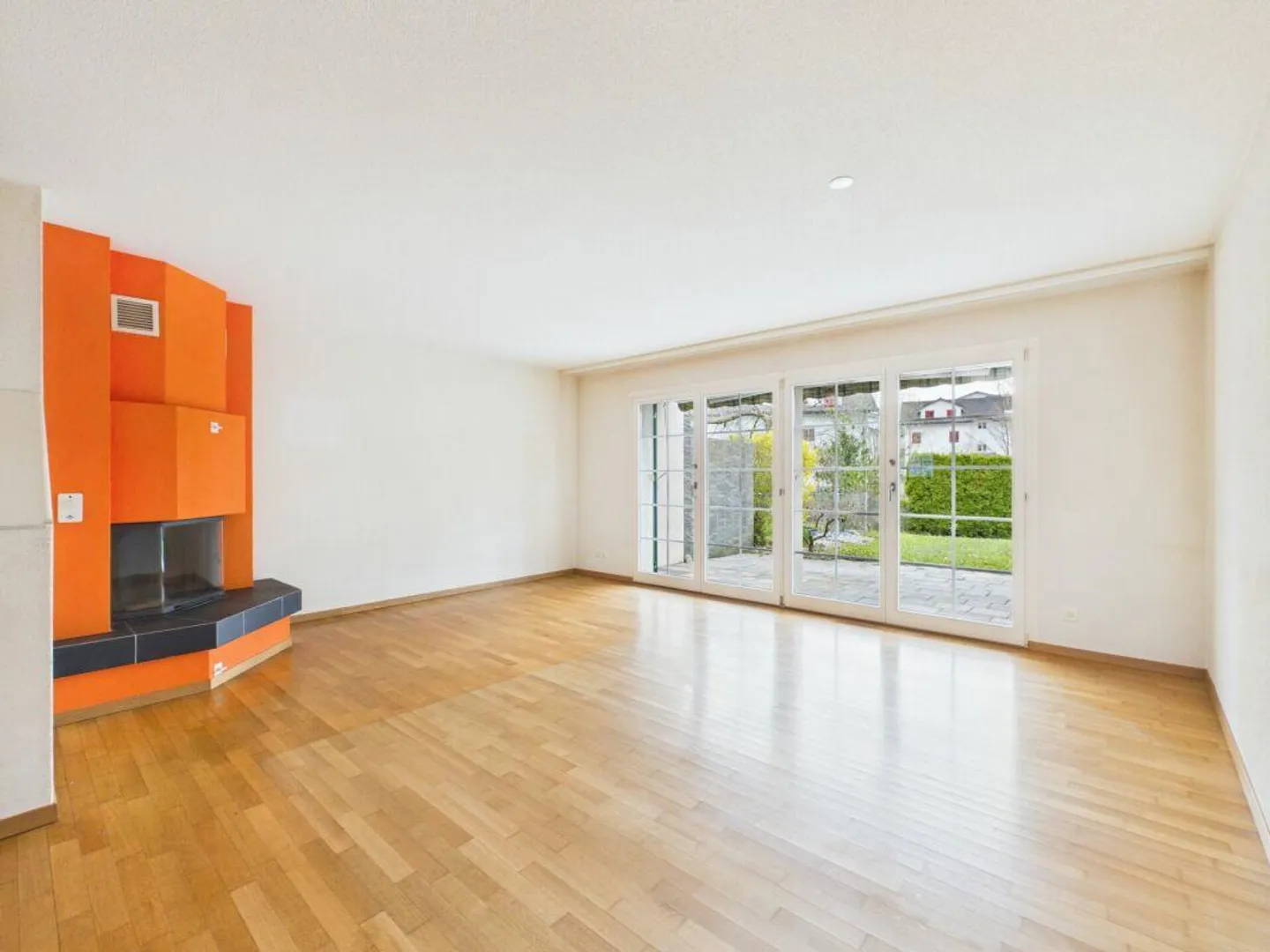 Family-Friendly in a Quiet Location - Photo 2 of 9