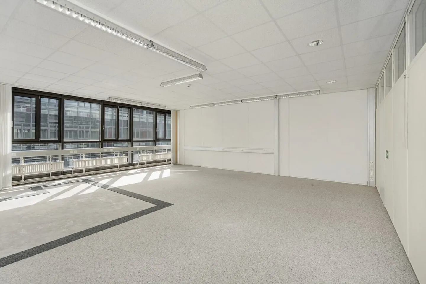 «Freie Gewerbefläche von 64 m²» - Foto 4 von 5