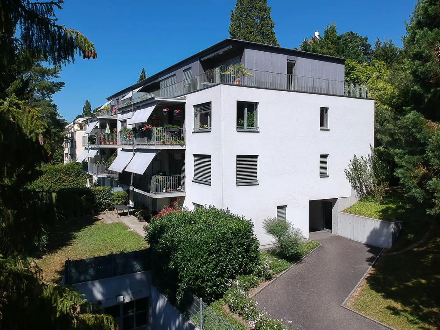 Recherche de locataire - Appartement en attique avec terrasse sur le toit - Photo 5 sur 5