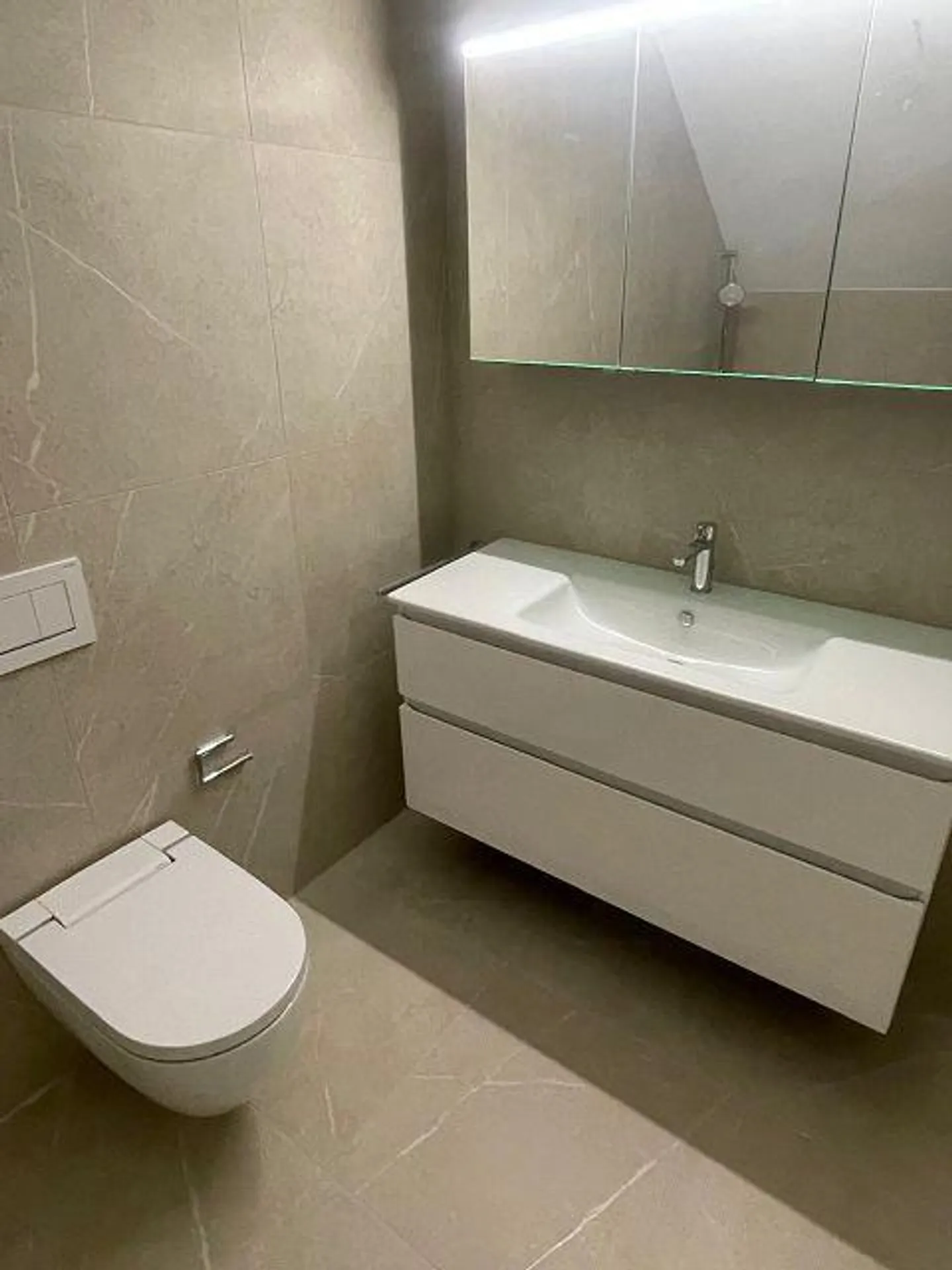 Charming 4.5-room apartment with slight sloping ceilings - Photo 6 of 12