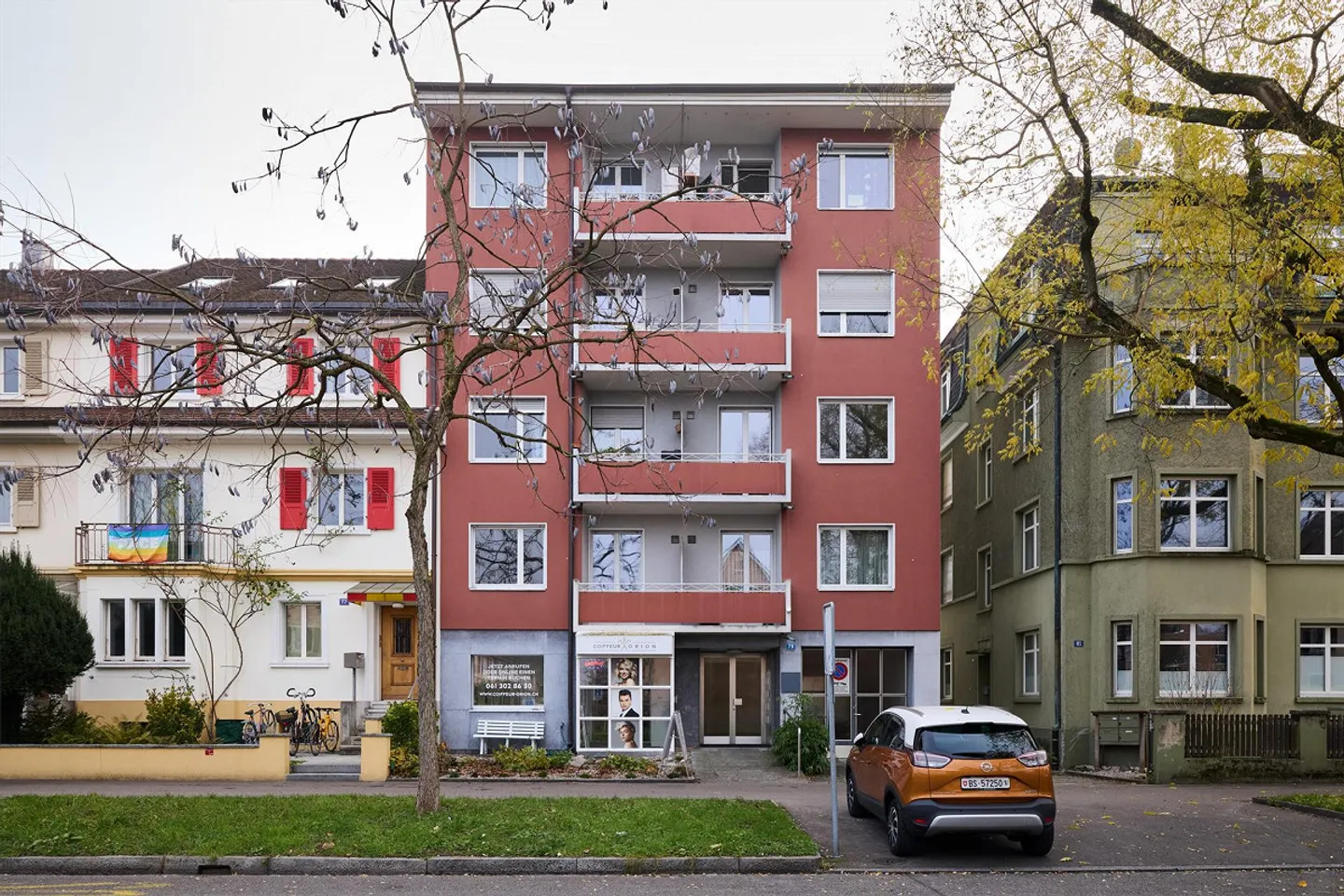 Helles Apartment mit Garten - Foto 1 von 7