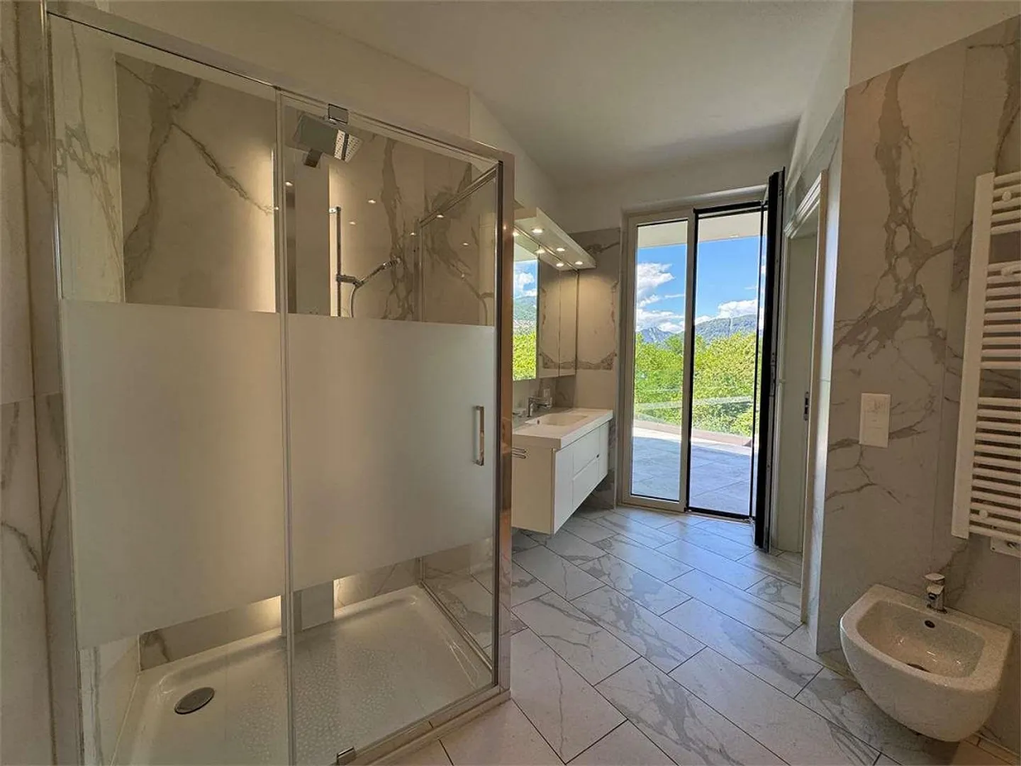 Penthouse avec vue sur le lac - 601 - Photo 11 sur 13