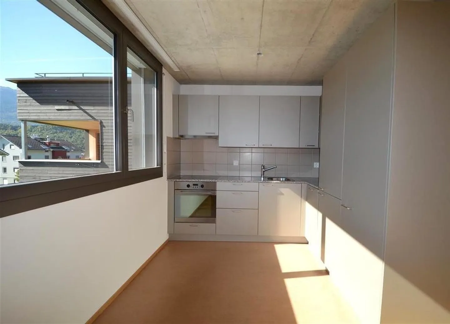 Charming 3.5-Room Apartment - Photo 4 of 7