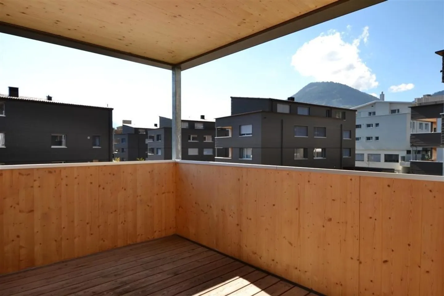 Charming 3.5-Room Apartment - Photo 7 of 7