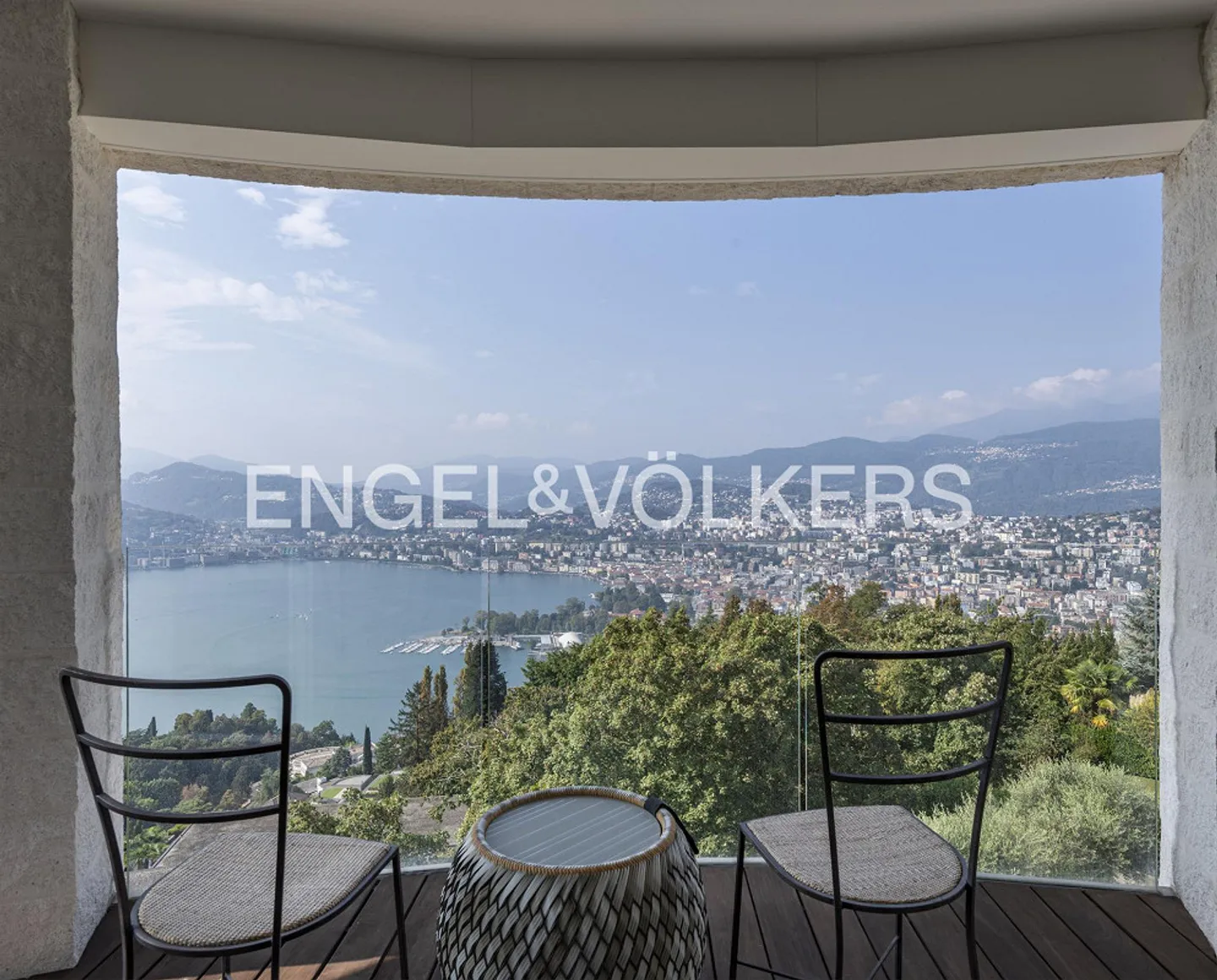 Exclusive duplex with unique lake view - Photo 14 of 18